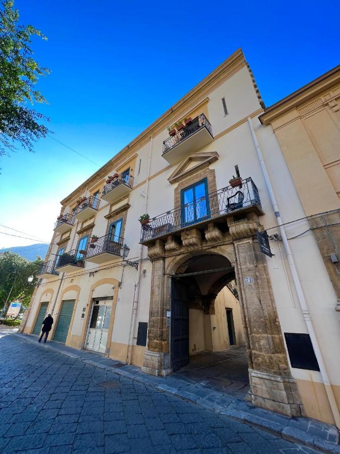 Bed and Breakfast Cortile Umberto I Cefalú Exterior foto